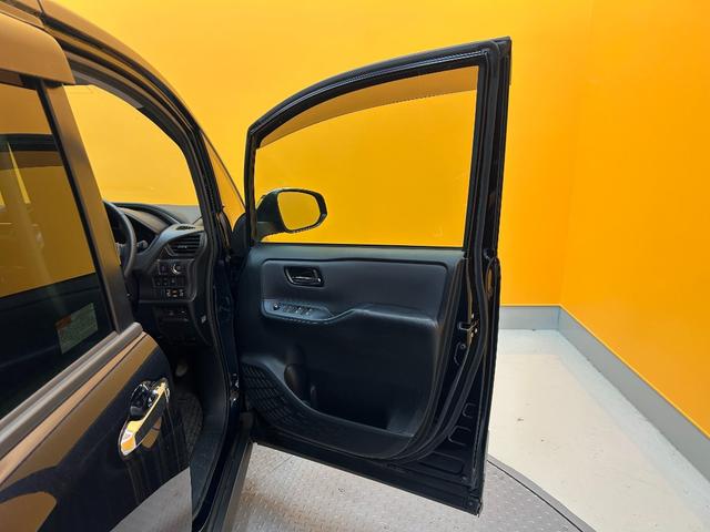 トヨタ ヴォクシー 28枚目