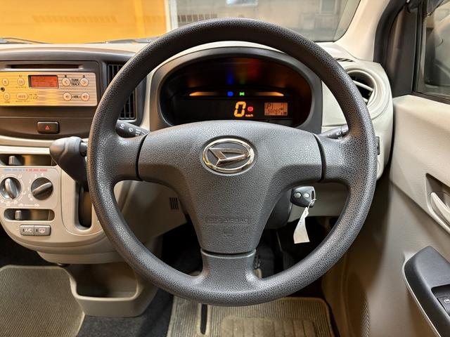 ダイハツ ミライース 6枚目