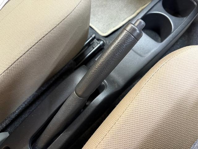 ダイハツ ミライース 14枚目