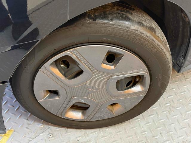 デリカミニ G 純正ディスプレイオーディオ バックモニター 両側スライド・片側電動 クリアランスソナー レーンアシスト 衝突被害軽減システム スマートキー アイドリングストップ 電動格納ミラー 前席シートヒーター(21枚目)