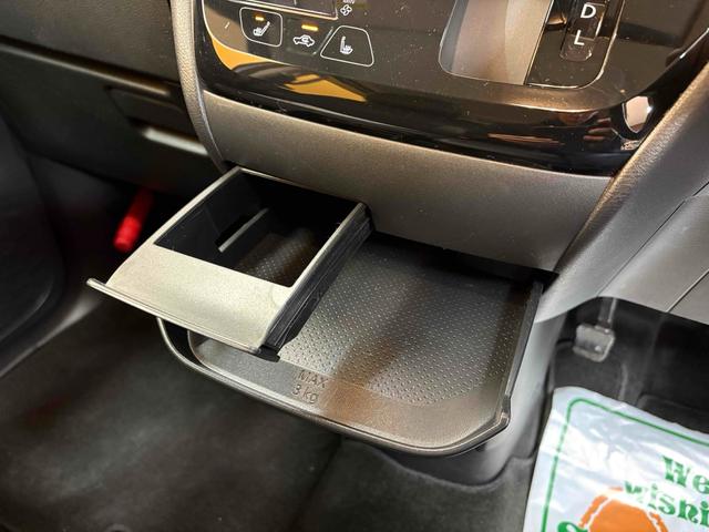 デリカミニ G 純正ディスプレイオーディオ バックモニター 両側スライド・片側電動 クリアランスソナー レーンアシスト 衝突被害軽減システム スマートキー アイドリングストップ 電動格納ミラー 前席シートヒーター(63枚目)