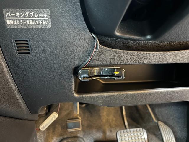 ムーヴコンテ カスタム G スマートセレクションSN ETC バックカメラ TV HID スマートキー アイドリングストップ 電動格納ミラー ベンチシート CVT 盗難防止システム ABS CD DVD再生 USB アルミホイール 衝突安全ボディ(12枚目)