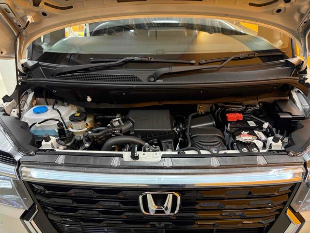 Ｎ－ＢＯＸカスタム ターボ　バックカメラ　両側電動スライドドア　クリアランスソナー　オートクルーズコントロール　レーンアシスト　オートライト　スマートキー　アイドリングストップ　電動格納ミラー　シートヒーター　ベンチシート（22枚目）