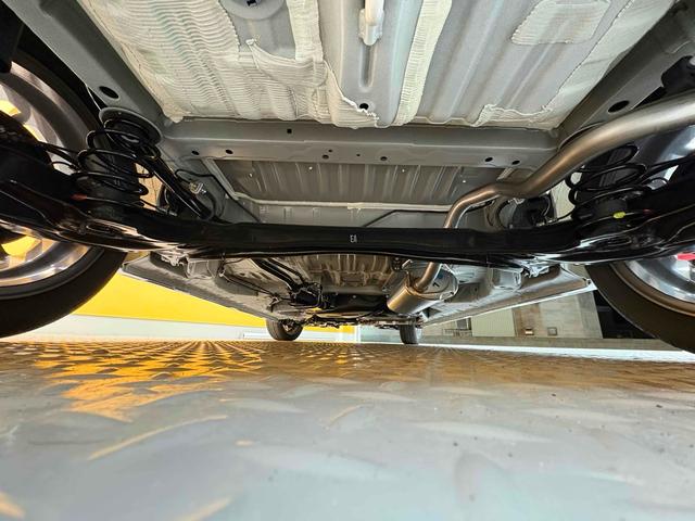 Ｎ－ＢＯＸカスタム ターボ　バックカメラ　両側電動スライドドア　クリアランスソナー　オートクルーズコントロール　レーンアシスト　オートライト　スマートキー　アイドリングストップ　電動格納ミラー　シートヒーター　ベンチシート（27枚目）