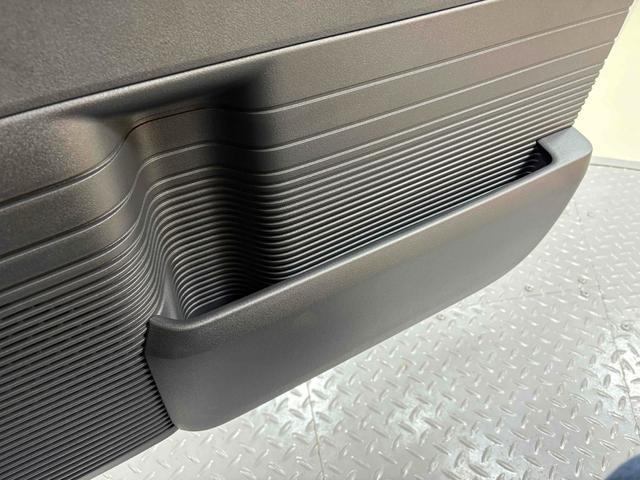 Ｎ－ＢＯＸカスタム ターボ　バックカメラ　両側電動スライドドア　クリアランスソナー　オートクルーズコントロール　レーンアシスト　オートライト　スマートキー　アイドリングストップ　電動格納ミラー　シートヒーター　ベンチシート（53枚目）