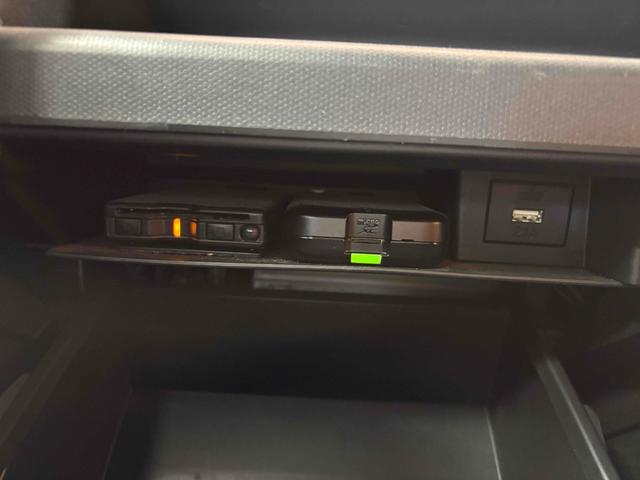 タフト Ｇターボ　４ＷＤ　４ＷＤ　ディスプレイオーディオ　ＥＴＣ　バックカメラ　ＴＶ　クリアランスソナー　オートクルーズコントロール　レーンアシスト　衝突被害軽減システム　アイドリングストップ　ルーフレール　純正アルミホイール（8枚目）