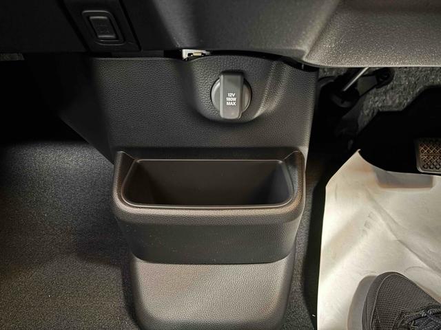 Ｎ－ＢＯＸカスタム ベースグレード　バックカメラ　両側スライド・片側電動　クリアランスソナー　オートクルーズコントロール　レーンアシスト　オートライト　スマートキー　アイドリングストップ　電動格納ミラー　シートヒーター　ＣＶＴ　ＥＳＣ（44枚目）