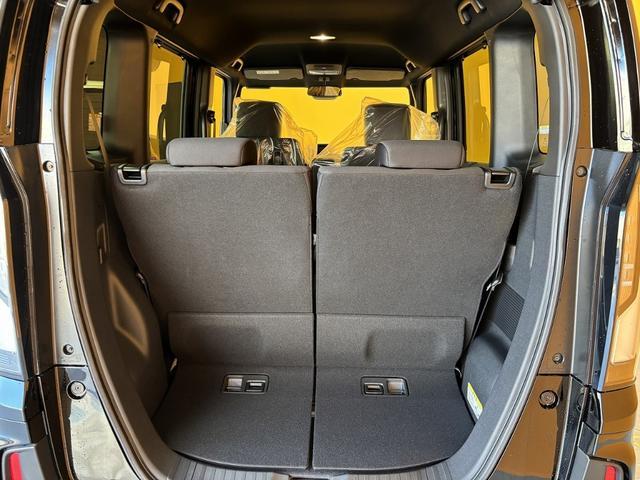 ホンダ N-BOXカスタム 38枚目