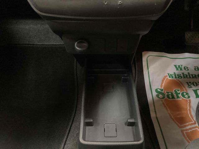 ダイハツ ミライース 11枚目