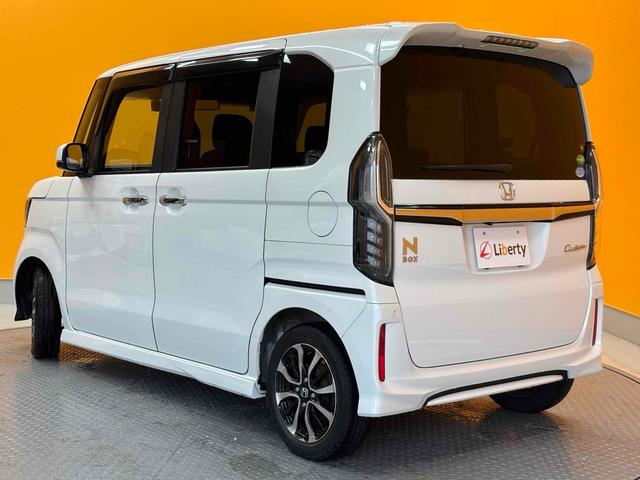 ホンダ N-BOXカスタム 14枚目