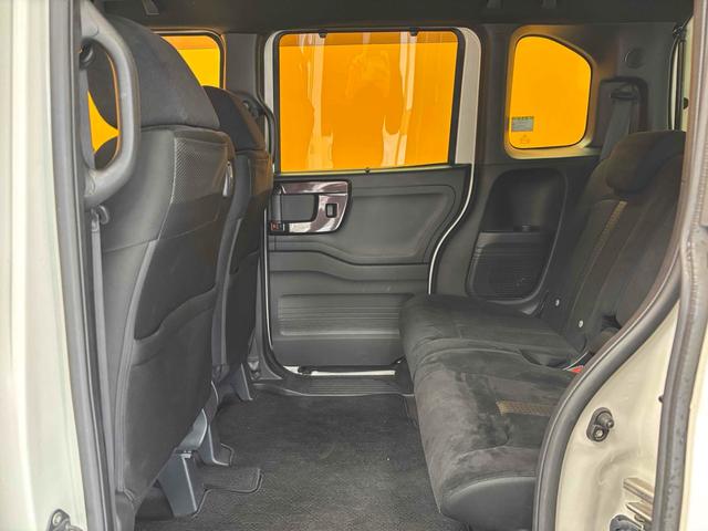 ホンダ N-BOXカスタム 38枚目