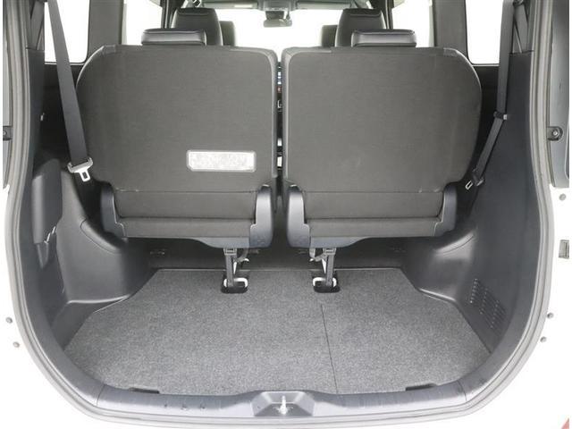 ノア ハイブリッドＳｉ　ダブルバイビー　フルセグ　メモリーナビ　ＤＶＤ再生　ミュージックプレイヤー接続可　後席モニター　バックカメラ　衝突被害軽減システム　ＥＴＣ　両側電動スライド　ＬＥＤヘッドランプ　乗車定員７人　３列シート　フルエアロ（19枚目）