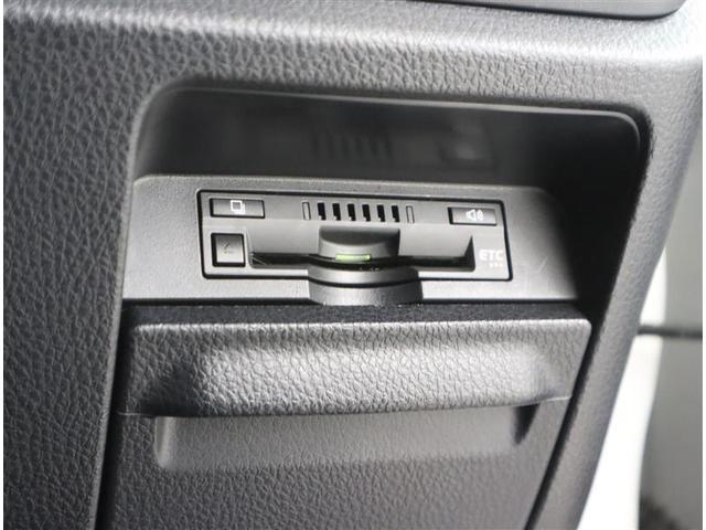 ノア ハイブリッドＳｉ　ダブルバイビー　フルセグ　メモリーナビ　ＤＶＤ再生　ミュージックプレイヤー接続可　後席モニター　バックカメラ　衝突被害軽減システム　ＥＴＣ　両側電動スライド　ＬＥＤヘッドランプ　乗車定員７人　３列シート　フルエアロ（32枚目）