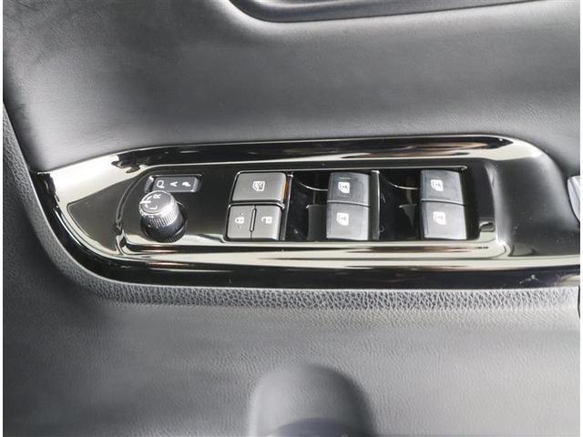 ノア ハイブリッドＳｉ　ダブルバイビー　フルセグ　メモリーナビ　ＤＶＤ再生　ミュージックプレイヤー接続可　後席モニター　バックカメラ　衝突被害軽減システム　ＥＴＣ　両側電動スライド　ＬＥＤヘッドランプ　乗車定員７人　３列シート　フルエアロ（33枚目）