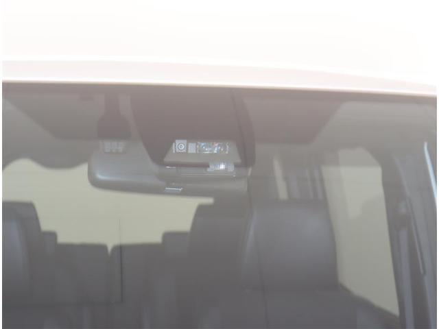 ノア ハイブリッドＳｉ　ダブルバイビー　フルセグ　メモリーナビ　ＤＶＤ再生　ミュージックプレイヤー接続可　後席モニター　バックカメラ　衝突被害軽減システム　ＥＴＣ　両側電動スライド　ＬＥＤヘッドランプ　乗車定員７人　３列シート　フルエアロ（44枚目）