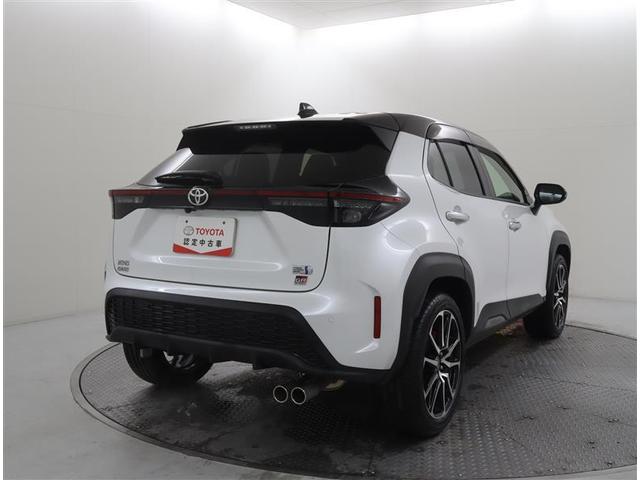 ヤリスクロス ハイブリッド　ＧＲスポーツ　衝突軽減ブレーキ　バックカメラ　ＥＴＣ　アルミホイール　スマートキー　ワンオーナー車　記録簿　ＬＥＤライト　全周囲カメラ　ドライブレコーダー　オートクルーズ（4枚目）