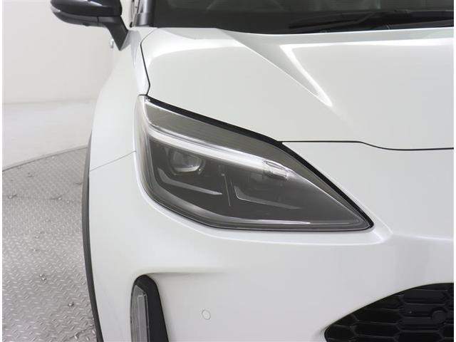 ヤリスクロス ハイブリッド　ＧＲスポーツ　衝突軽減ブレーキ　バックカメラ　ＥＴＣ　アルミホイール　スマートキー　ワンオーナー車　記録簿　ＬＥＤライト　全周囲カメラ　ドライブレコーダー　オートクルーズ（33枚目）