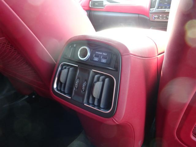 レヴァンテ グランスポーツ　サンルーフ　テレビ　ナビ　ドラレコ　正規輸入車（19枚目）