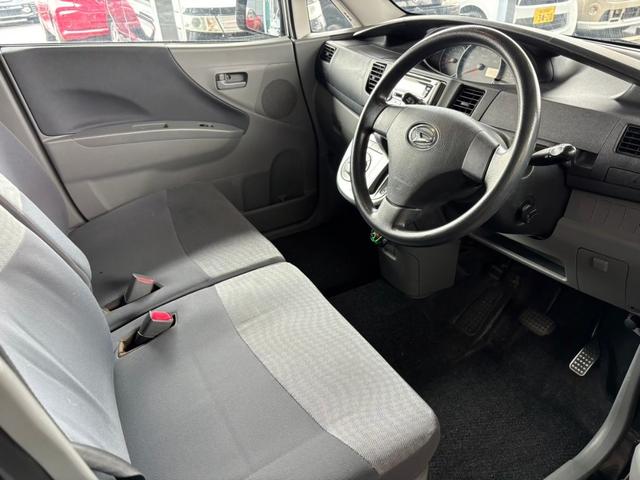 ムーヴ Ｘリミテッド　ＥＴＣ　ドラレコ前　アームレスト（41枚目）