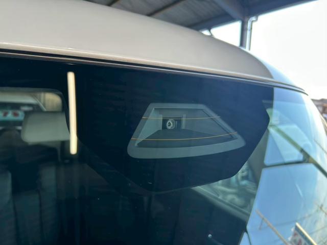 スペーシアカスタム ハイブリッドＸＳ　両側電動スライドドア　衝突被害軽減ブレーキ　コーナーセンサー　スマートキー　シートヒーター　アダクティブクルーズコントロール　アイドリングストップ　オットマン　ＬＥＤヘッドライト（2枚目）