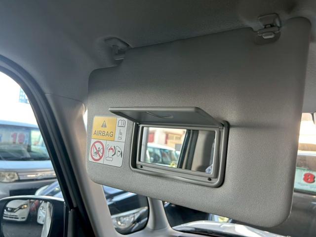 スペーシアカスタム ハイブリッドＸＳ　両側電動スライドドア　衝突被害軽減ブレーキ　コーナーセンサー　スマートキー　シートヒーター　アダクティブクルーズコントロール　アイドリングストップ　オットマン　ＬＥＤヘッドライト（14枚目）