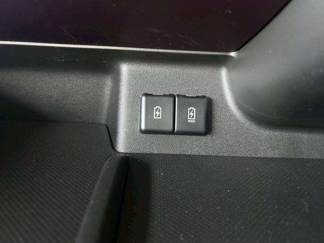 スペーシアカスタム ハイブリッドＸＳ　両側電動スライドドア　衝突被害軽減ブレーキ　コーナーセンサー　スマートキー　シートヒーター　アダクティブクルーズコントロール　アイドリングストップ　オットマン　ＬＥＤヘッドライト（26枚目）