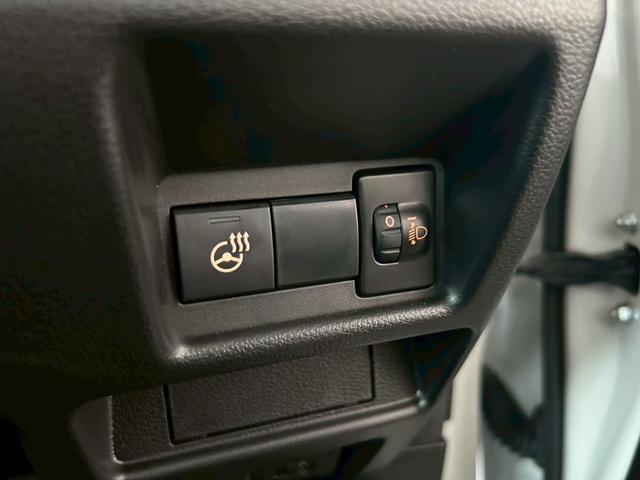 スペーシアカスタム ハイブリッドＸＳ　両側電動スライドドア　衝突被害軽減ブレーキ　コーナーセンサー　スマートキー　シートヒーター　アダクティブクルーズコントロール　アイドリングストップ　オットマン　ＬＥＤヘッドライト（39枚目）