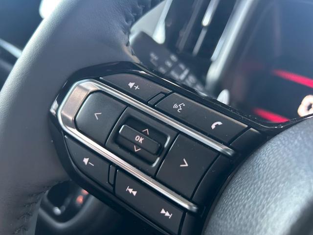 スペーシアカスタム ハイブリッドＸＳ　両側電動スライドドア　衝突被害軽減ブレーキ　コーナーセンサー　スマートキー　シートヒーター　アダクティブクルーズコントロール　アイドリングストップ　オットマン　ＬＥＤヘッドライト（43枚目）