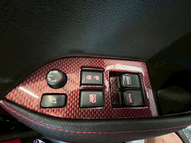 ８６ ＧＴ　１年保証付　６速ＭＴ　ＷＯＲＫエモーション１８アルミ　ＴＲＤエアロ　ＴＲＤマフラー　大型リアウィング　ナビ　フルセグＴＶ　Ｂｌｕｅｔｏｏｔｈ　スマートキー　ＥＴＣ（10枚目）
