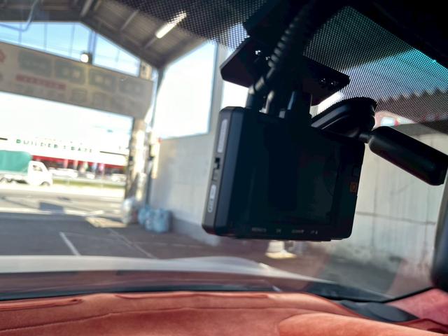 ８６ ＧＴ　１年保証付　６速ＭＴ　ＷＯＲＫエモーション１８アルミ　ＴＲＤエアロ　ＴＲＤマフラー　大型リアウィング　ナビ　フルセグＴＶ　Ｂｌｕｅｔｏｏｔｈ　スマートキー　ＥＴＣ（11枚目）