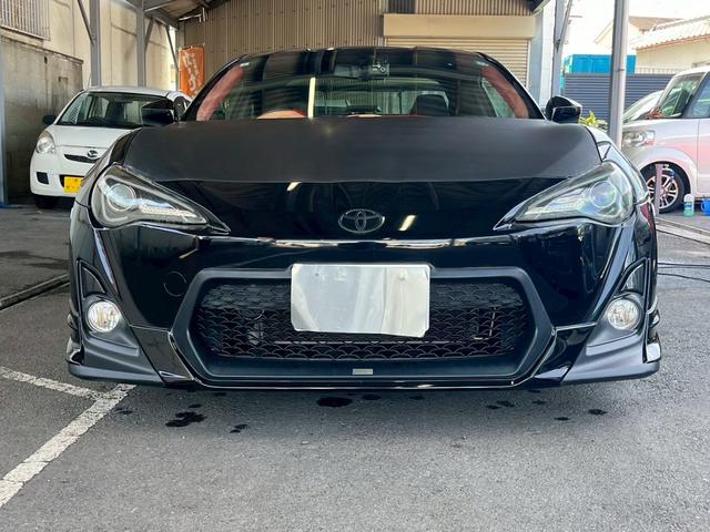 ８６ ＧＴ　１年保証付　６速ＭＴ　ＷＯＲＫエモーション１８アルミ　ＴＲＤエアロ　ＴＲＤマフラー　大型リアウィング　ナビ　フルセグＴＶ　Ｂｌｕｅｔｏｏｔｈ　スマートキー　ＥＴＣ（32枚目）