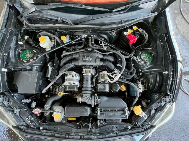 ８６ ＧＴ　１年保証付　６速ＭＴ　ＷＯＲＫエモーション１８アルミ　ＴＲＤエアロ　ＴＲＤマフラー　大型リアウィング　ナビ　フルセグＴＶ　Ｂｌｕｅｔｏｏｔｈ　スマートキー　ＥＴＣ（34枚目）