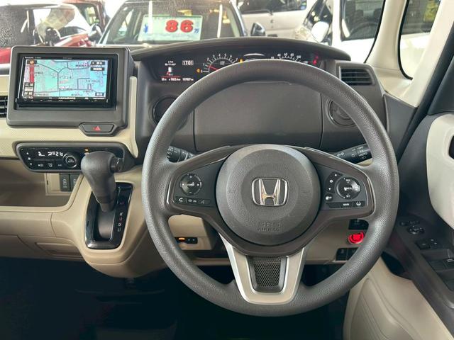 Ｎ－ＢＯＸ Ｇ・Ｌホンダセンシング　４ＷＤ　１年保証　ナビ　ＴＶ　バックカメラ　ＥＴＣ　左側電動スライドドア　前席シートヒーター　クルーズコントロール　スマートキー　プッシュスタート　電動格納ミラー（18枚目）