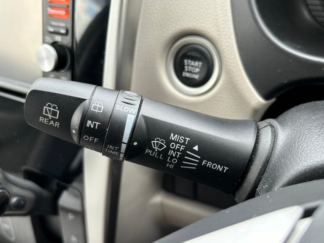 デイズ Ｘ　１年保証付　純正ナビ　ＴＶ　スマートキー　プッシュスタート　電動格納ミラー　ヘッドライトレベライザー　オートエアコン　ベンチシート（2枚目）