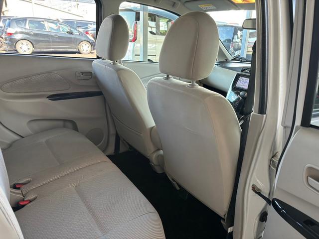 デイズ Ｘ　１年保証付　純正ナビ　ＴＶ　スマートキー　プッシュスタート　電動格納ミラー　ヘッドライトレベライザー　オートエアコン　ベンチシート（20枚目）