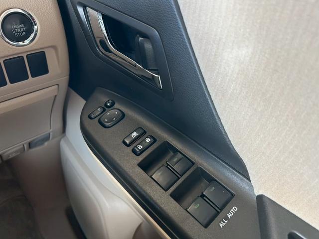 アルファード ２４０Ｓ　リミテッド　１年保証付　両側パワスラ　ＥＴＣ　ドラレコ　リアＴＶ　メモリーナビ　スマートキー　プッシュスタート　オートエアコン　Ｂｌｕｅｔｏｏｔｈ接続　電動格納ミラー　パワーウインドウ（22枚目）