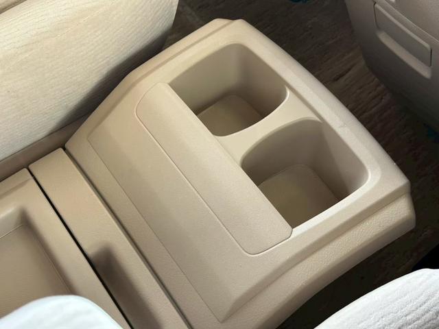 アルファード ２４０Ｓ　リミテッド　１年保証付　両側パワスラ　ＥＴＣ　ドラレコ　リアＴＶ　メモリーナビ　スマートキー　プッシュスタート　オートエアコン　Ｂｌｕｅｔｏｏｔｈ接続　電動格納ミラー　パワーウインドウ（34枚目）