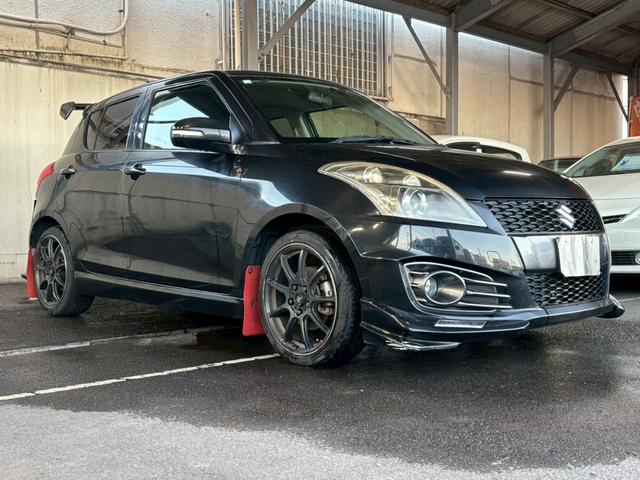 スイフトスポーツ ベースグレード　ＭＳＥカーボンＧＴウイング　ＭＳＥマッドフラップ　社外ナビ　ＥＴＣ　６ＭＴ　社外ホイール（4枚目）