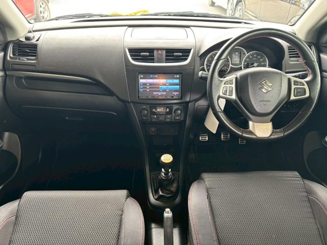 スイフトスポーツ ベースグレード　ＭＳＥカーボンＧＴウイング　ＭＳＥマッドフラップ　社外ナビ　ＥＴＣ　６ＭＴ　社外ホイール（25枚目）