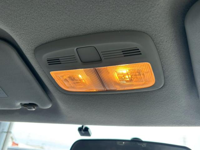 スイフトスポーツ ベースグレード　ＭＳＥカーボンＧＴウイング　ＭＳＥマッドフラップ　社外ナビ　ＥＴＣ　６ＭＴ　社外ホイール（48枚目）