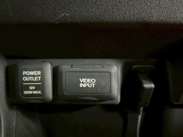 フリードハイブリッド ジャストセレクション　１年保証　両側電動スライドドア　ナビ　ＴＶ　バックモニター　ＥＴＣ　純正マット　スマートキー　クルーズコントロール（6枚目）