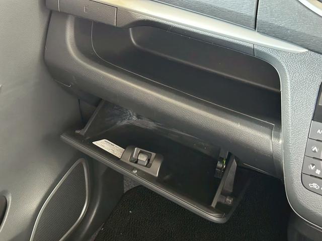 ワゴンＲスティングレー Ｘ　１年保証付　ＥＴＣ　ナビ　Ｂカメラ　ミラー型レーダー（31枚目）