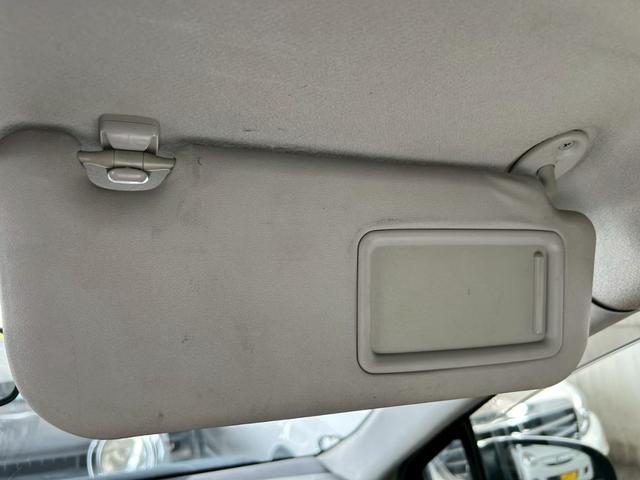 アクア Ｇ　１年保証　ＴＲＤ製フロントリアサイドシフトノブ／社外マフラー／ＷＯＲＫエモーション１７ＡＷ／社外キャリパー（39枚目）