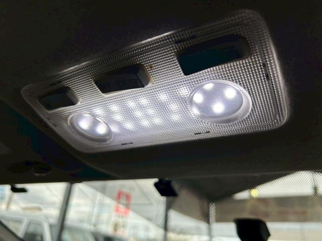 アクア Ｇ　１年保証　ＴＲＤ製フロントリアサイドシフトノブ／社外マフラー／ＷＯＲＫエモーション１７ＡＷ／社外キャリパー（43枚目）