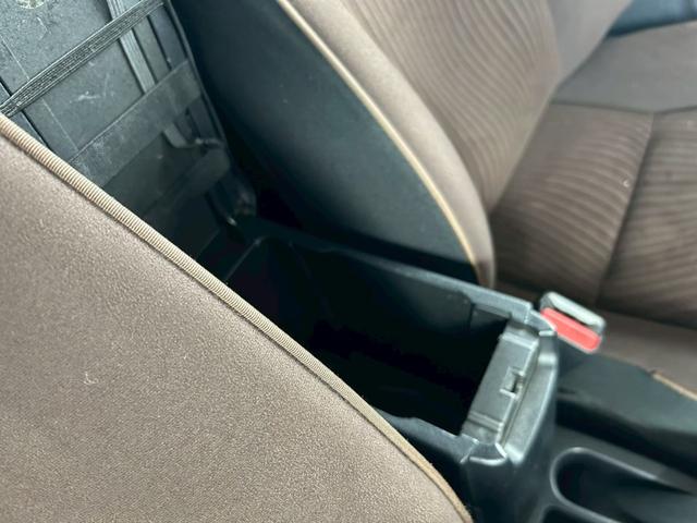 アクア Ｇ　１年保証　ＴＲＤ製フロントリアサイドシフトノブ／社外マフラー／ＷＯＲＫエモーション１７ＡＷ／社外キャリパー（46枚目）