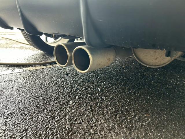 アクア Ｇ　１年保証　ＴＲＤ製フロントリアサイドシフトノブ／社外マフラー／ＷＯＲＫエモーション１７ＡＷ／社外キャリパー（60枚目）