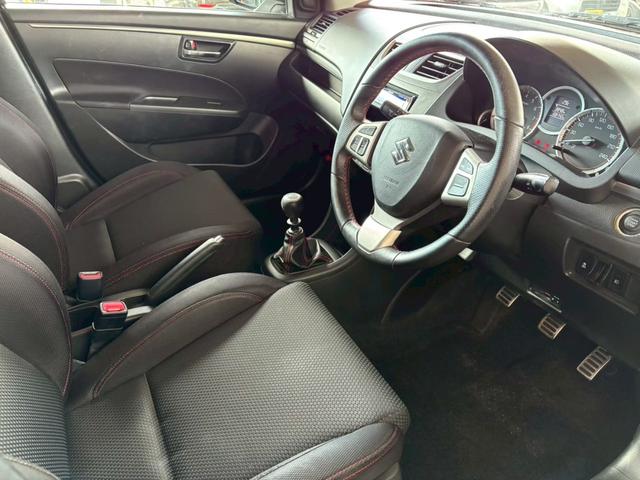 スイフトスポーツ ベースグレード　１年保証付　純正ホイール　６ＭＴ　ＥＴＣ　プッシュスタート（10枚目）