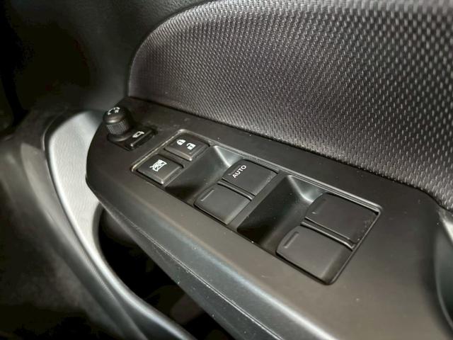 スイフトスポーツ ベースグレード　１年保証付　純正ホイール　６ＭＴ　ＥＴＣ　プッシュスタート（31枚目）