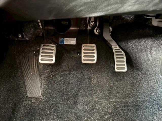 スイフトスポーツ ベースグレード　１年保証付　純正ホイール　６ＭＴ　ＥＴＣ　プッシュスタート（38枚目）