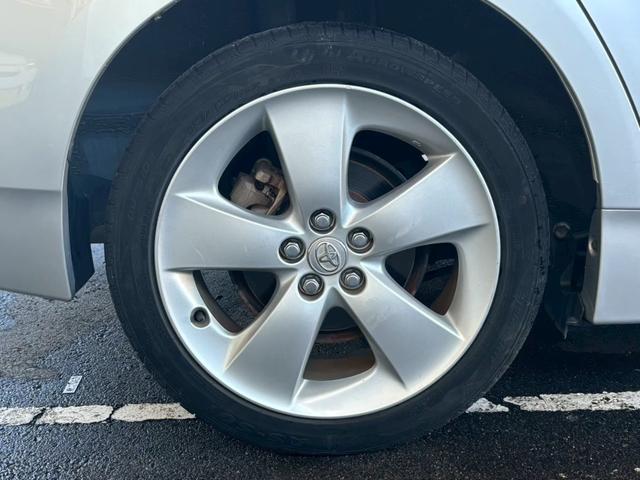 プリウス Ｓツーリングセレクション　１年保証付き　ナビ　ＴＶ　ＥＴＣ　スマートキー　オートライト　プッシュスタート　純正アルミホイール　電動格納ミラー　オートエアコン　パワーウインドウ（49枚目）